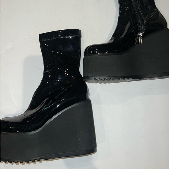 Black Patent Leather Platform Boots - Picture 2 of 5